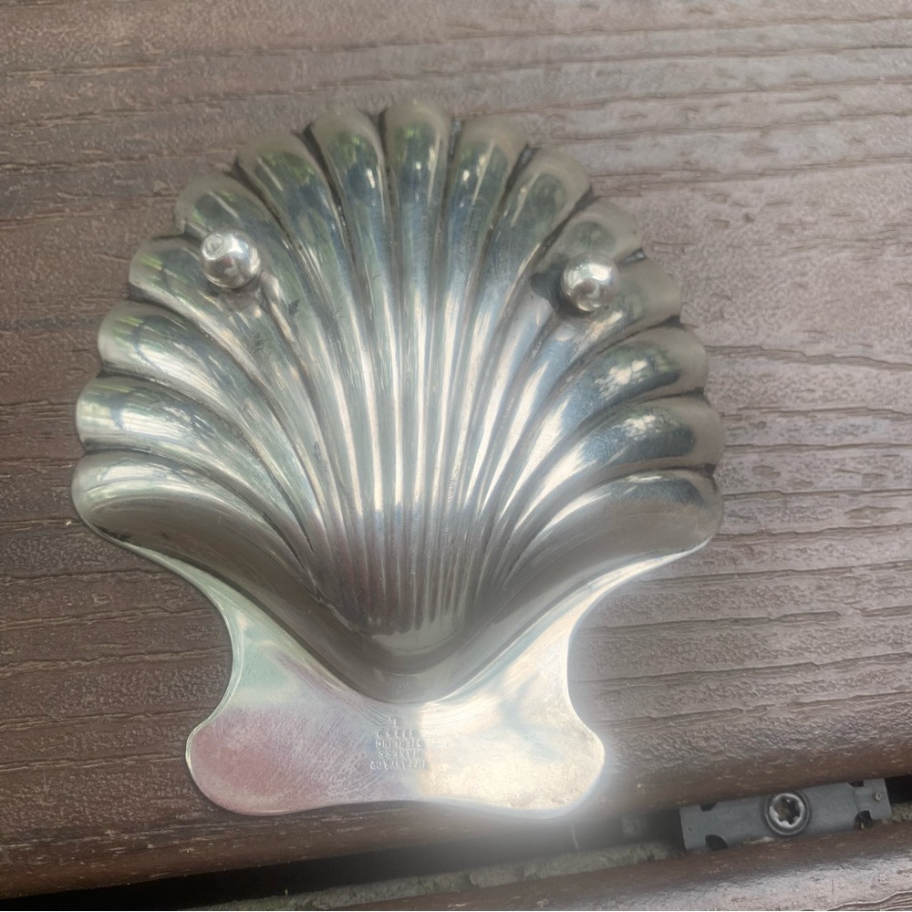 Tiffany & Co. Vintage Solid Sterling Silver 925 Shell Shaped Dish - Picture 7 of 11